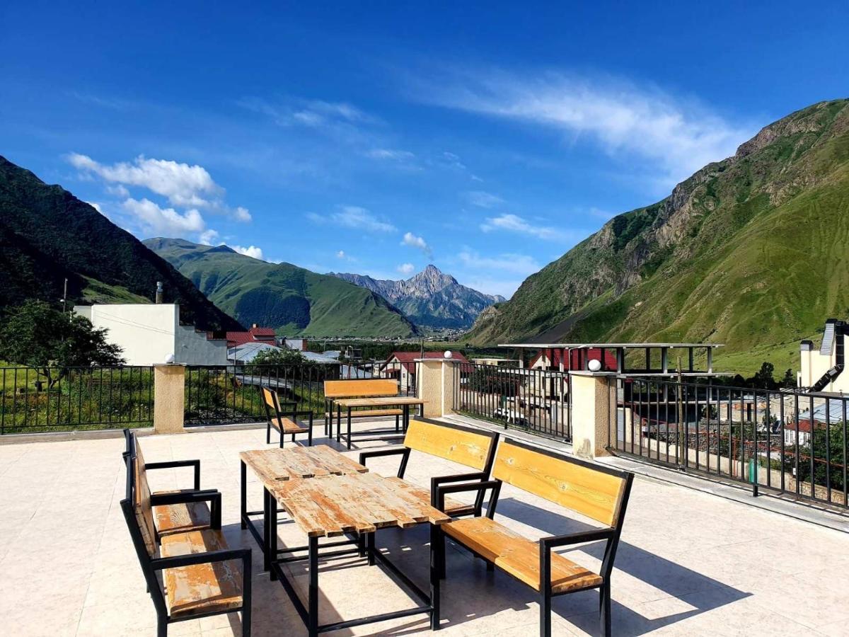 Hotel Horizon Kazbegi Kültér fotó